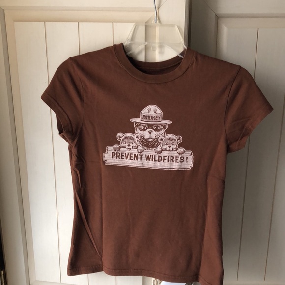 $5 WITH BUNDLE • Smokey The Bear Prevent Wildfires Short Sleeve T-shirt - Picture 7 of 15